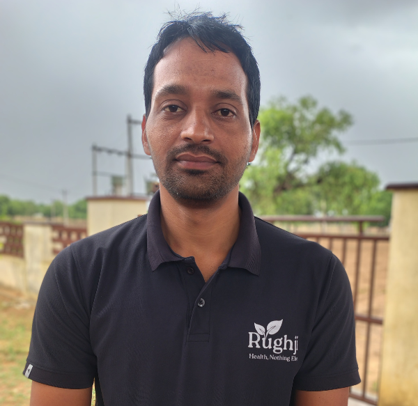 About the Founder – Hariom Yadav
