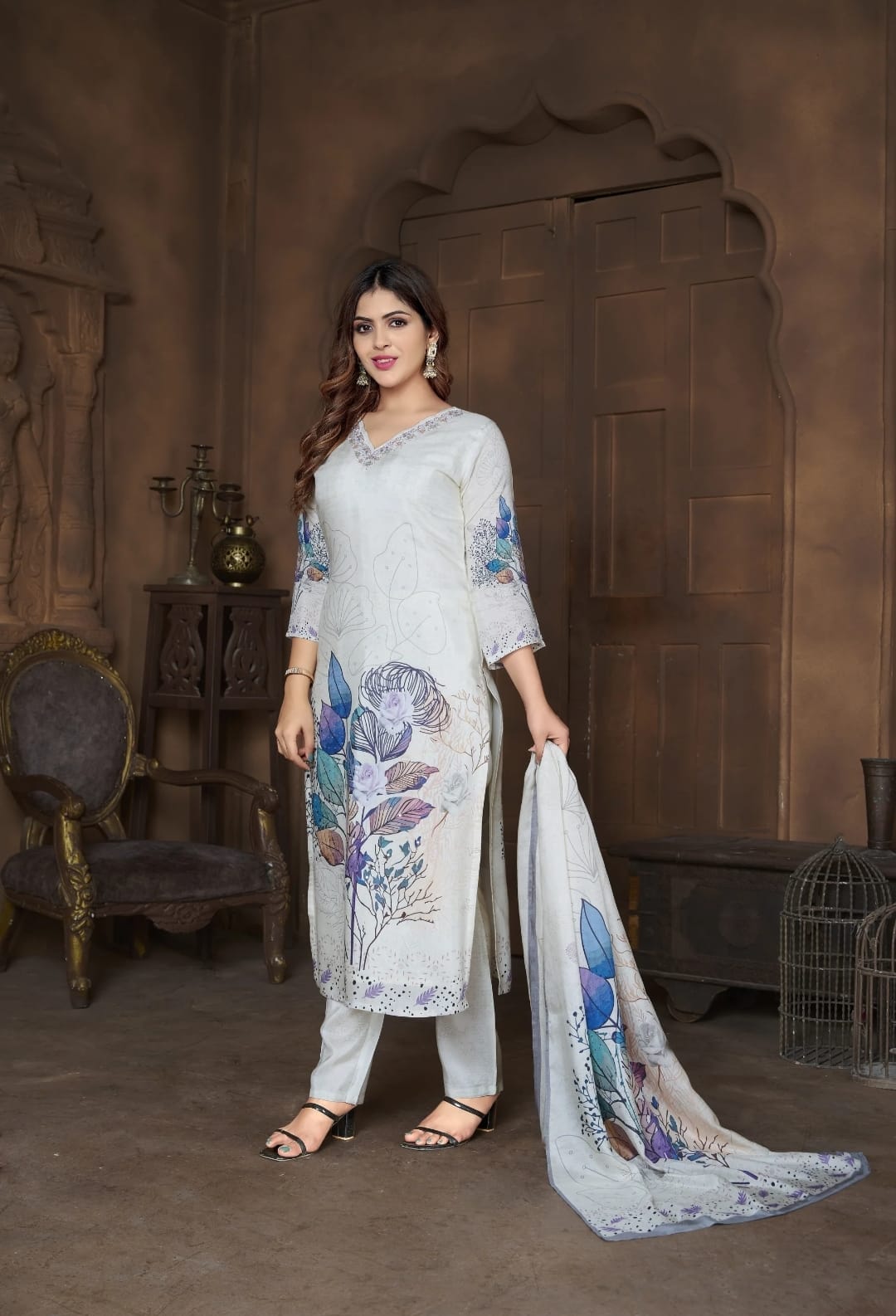 Jhalak Chinon