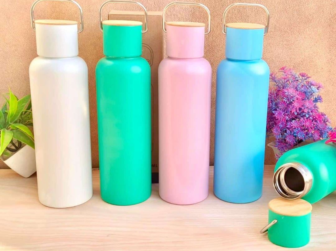 Vaccum Bottle With Wooden Lid - SP903