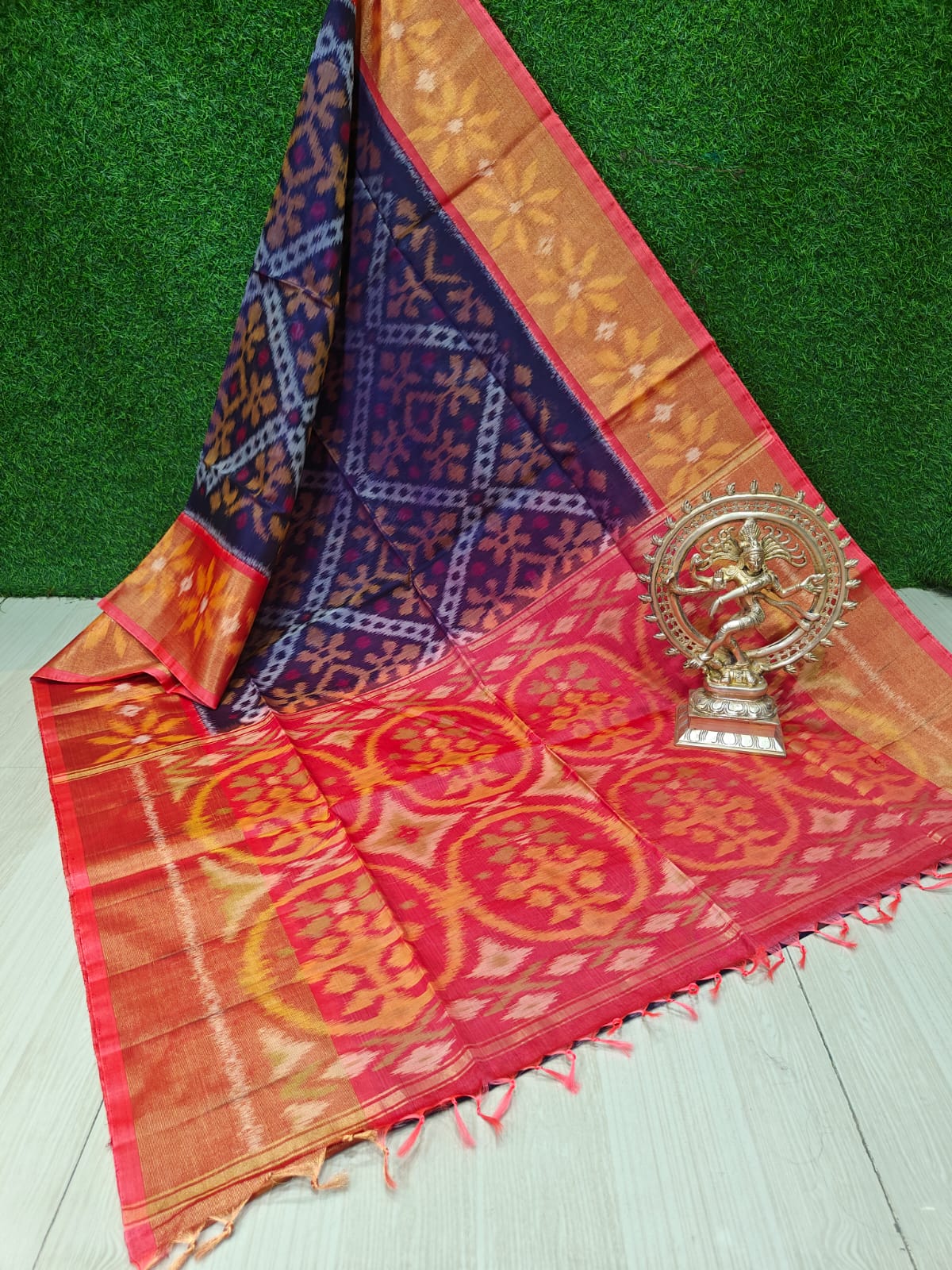 Ikkat Sico Pattu Saree