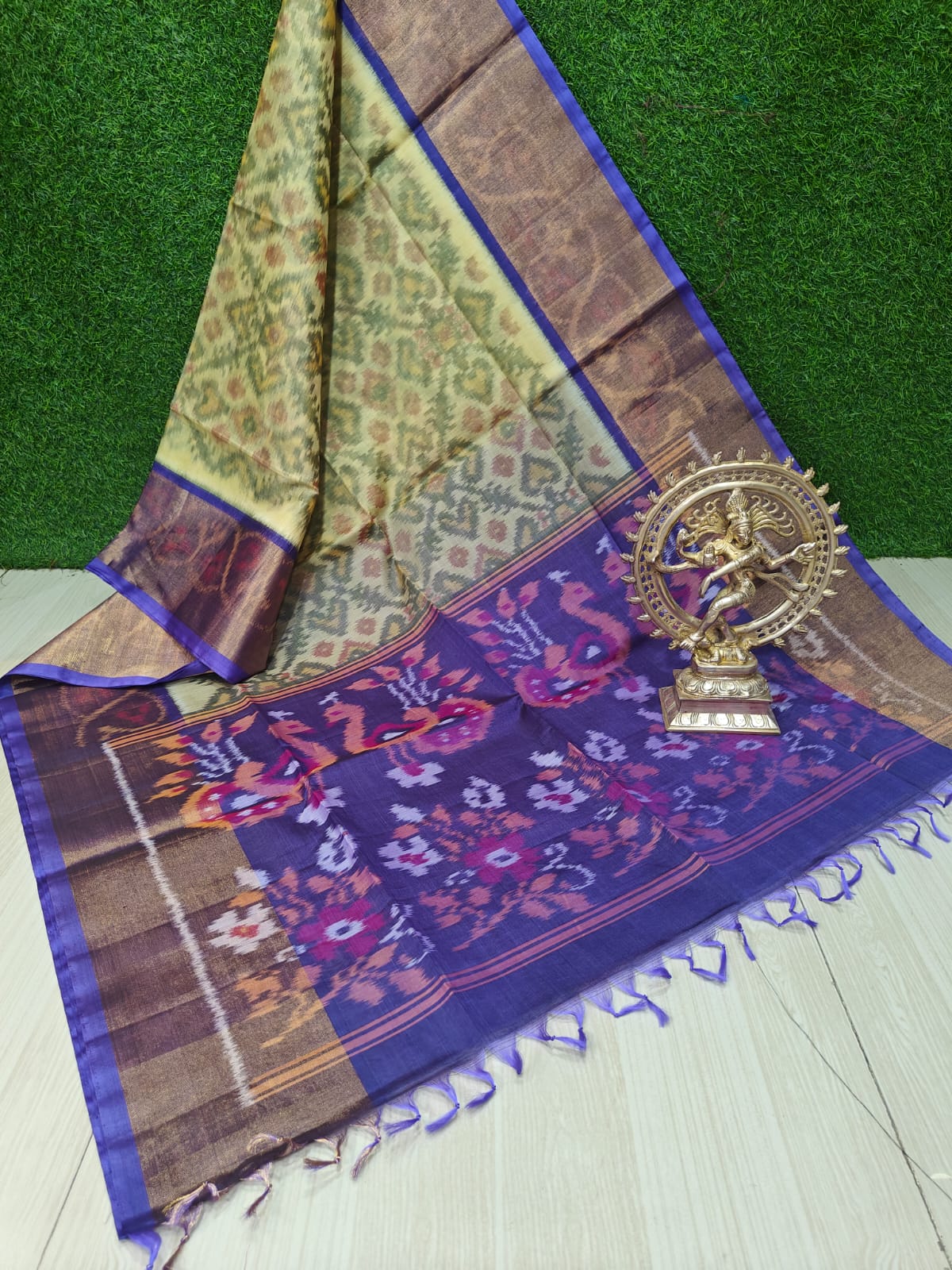 Ikkat Sico Pattu Saree