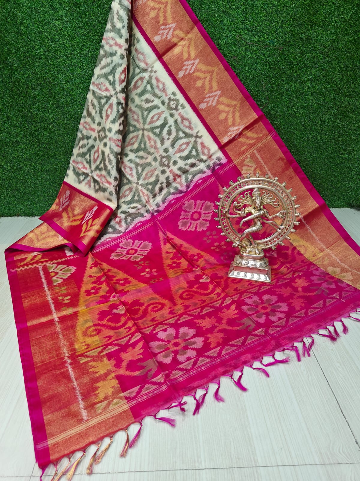 Ikkat Sico Pattu Saree